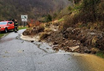 Maltempo, La Spezia: frana, chiusa la SP 25 a Sesta Godano in frazione Orneto