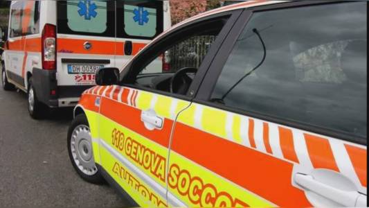 Genova: scontro frontale a Voltri, sette feriti tra cui un bambino