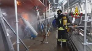 Genova, bombola di acetilene prende fuoco in un cantiere navale: 100 evacuati