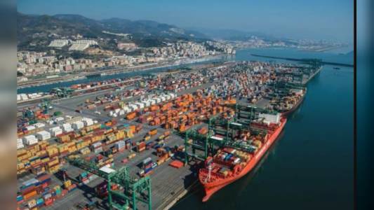 Genova: porto di Pra', sequestrata bigiotteria "tossica" intrisa di metalli pesanti