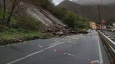 Genova, riaprirà domani la statale 45 chiusa per frana