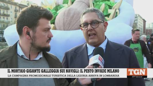 Milano, mortaio gigante in Darsena, Toti: "Sarà un'estate effervescente, a luglio riapriremo via dell'Amore"