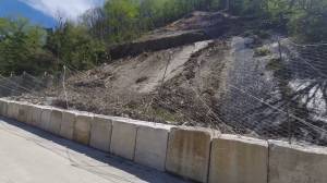 Frana a Bargagli: riaperta la ss45, ma i residenti nelle frazioni restano isolati