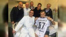 Spezia: la squadra in visita al tifoso colpito da infarto durante la partita con l'Ascoli