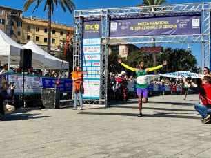 Mezza di Genova: doppietta etiope, vince Dinksa su Wako. Terzo il kenyano Waitira. Peyracchia quinto e primo degli italiani