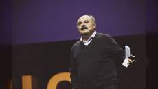 Liguria, Orientamenti: l'imprenditore Farinetti lunedì 22 aprile incontra studenti al Teatro della Tosse