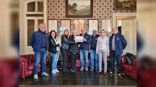 Alassio: donazione all'Avis grazie al concorso "Lo shopping dei sogni"