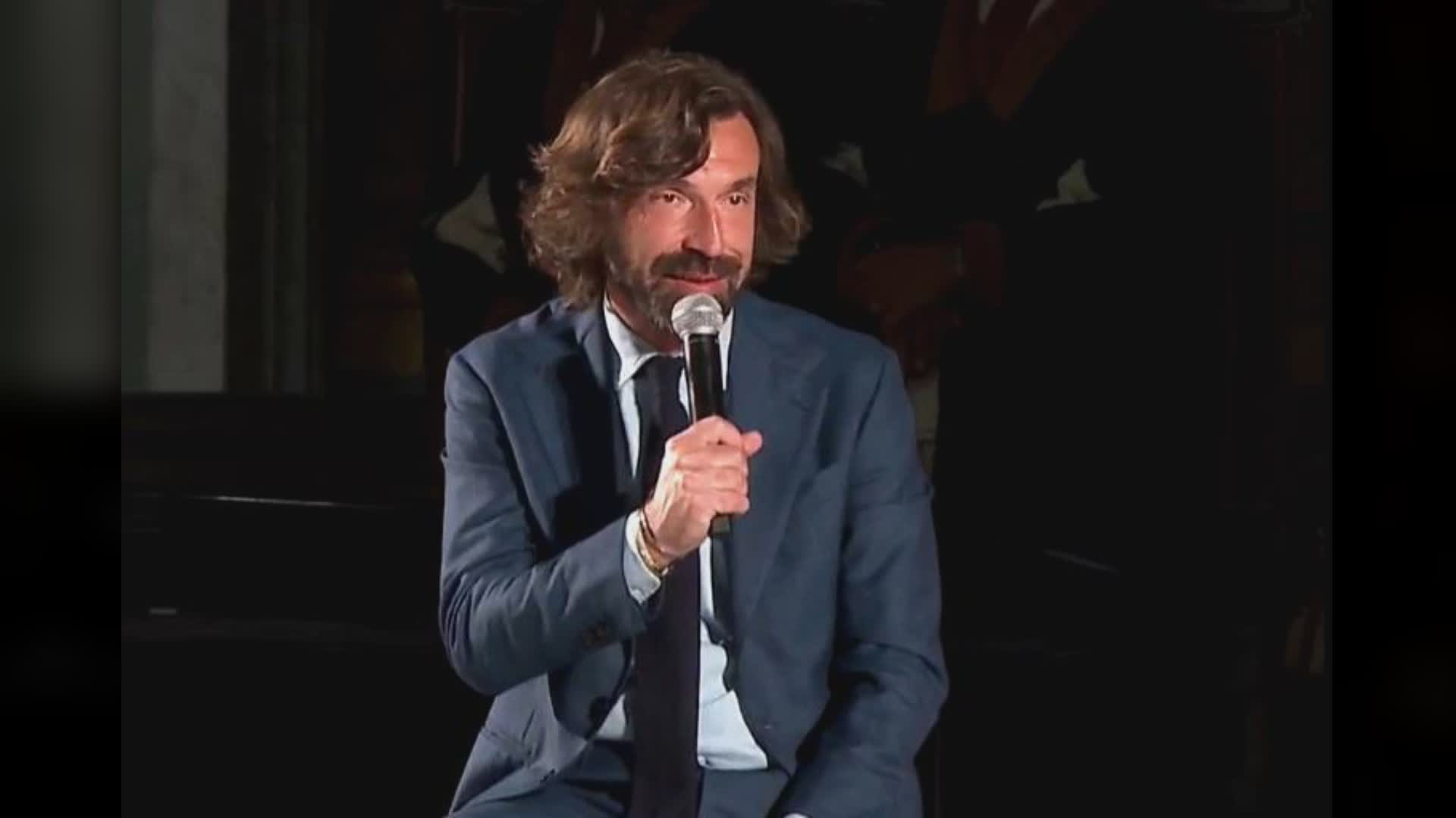 Sampdoria, Pirlo alla festa della Bandiera: "Sogno di vivere il derby di Genova, atmosfera unica al Ferraris"