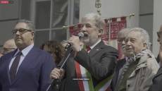 Genova, 25 aprile: in piazza Matteotti fischi per Bucci e Toti. Il sindaco: "Rispetto per tutti". Il governatore: "Repubblica fondata su antifascismo"