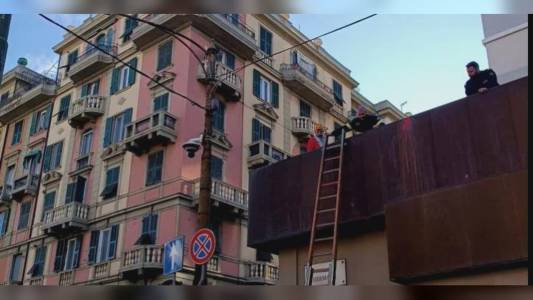 Genova, blitz di 'Ultima Generazione' e 'Palestina Libera' in una sede di Leonardo