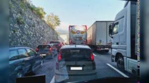 Genova, traffico bloccato e 4 km di coda in A7: tra Vignole Borbera e Isola del Cantone