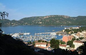 A Scignoria! l'esperimento di Mike fC: in Corsica la lingua genovese viene capita?