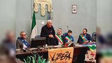 Cogoleto, cerimonia d'intitolazione agli innocenti uccisi dalle mafie: inaugurato il "Giardino delle Vittime"