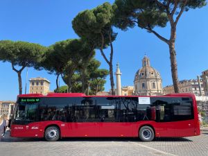 Roma: a Solaris contratto per fornitura di 354 nuovi bus ATAC
