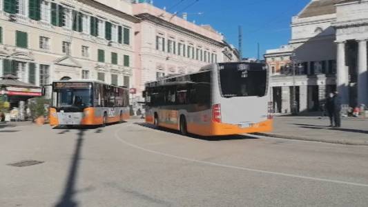 Genova, obbligo di Citypass e stop a tagliandi da 1,5 euro: ecco cosa accade per bus e metro il 1° maggio