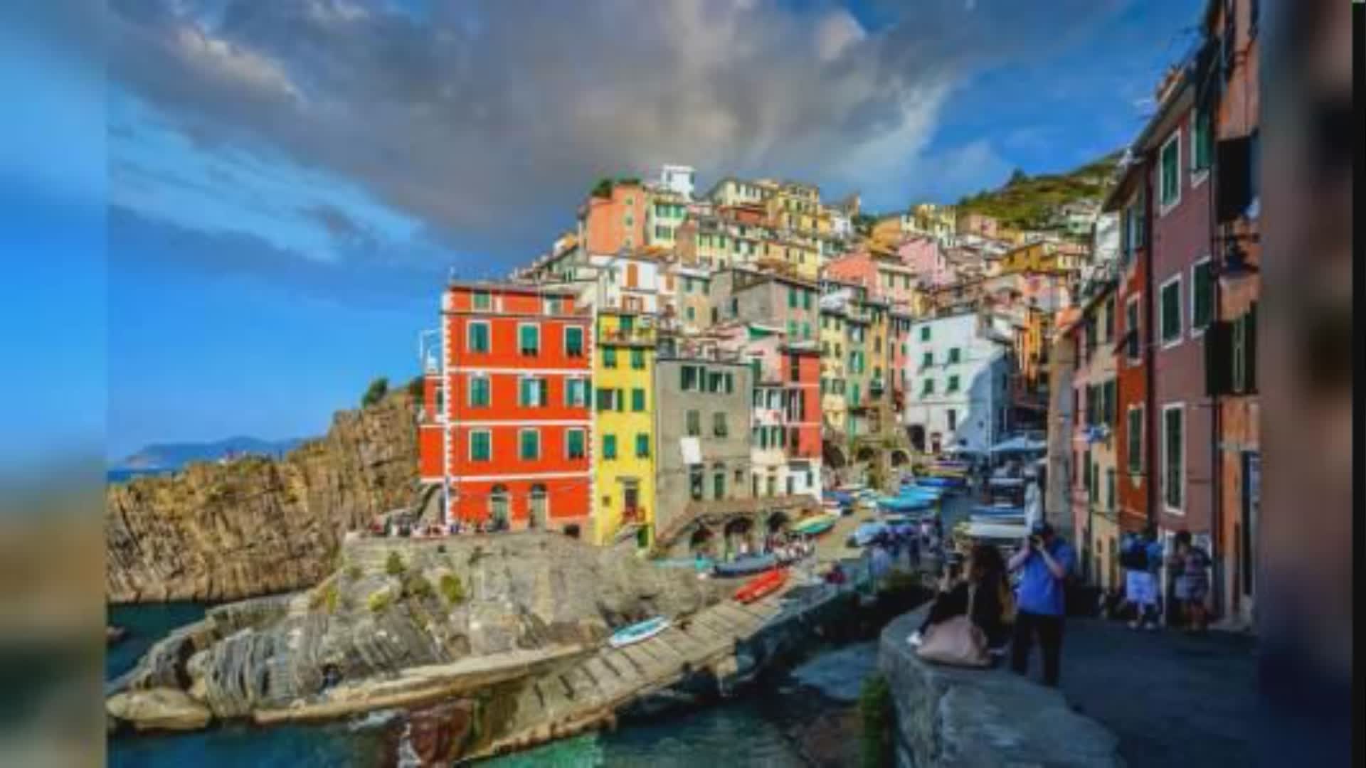 Cinque Terre: stop dalla Regione all'apertura di sexy shop e kebab