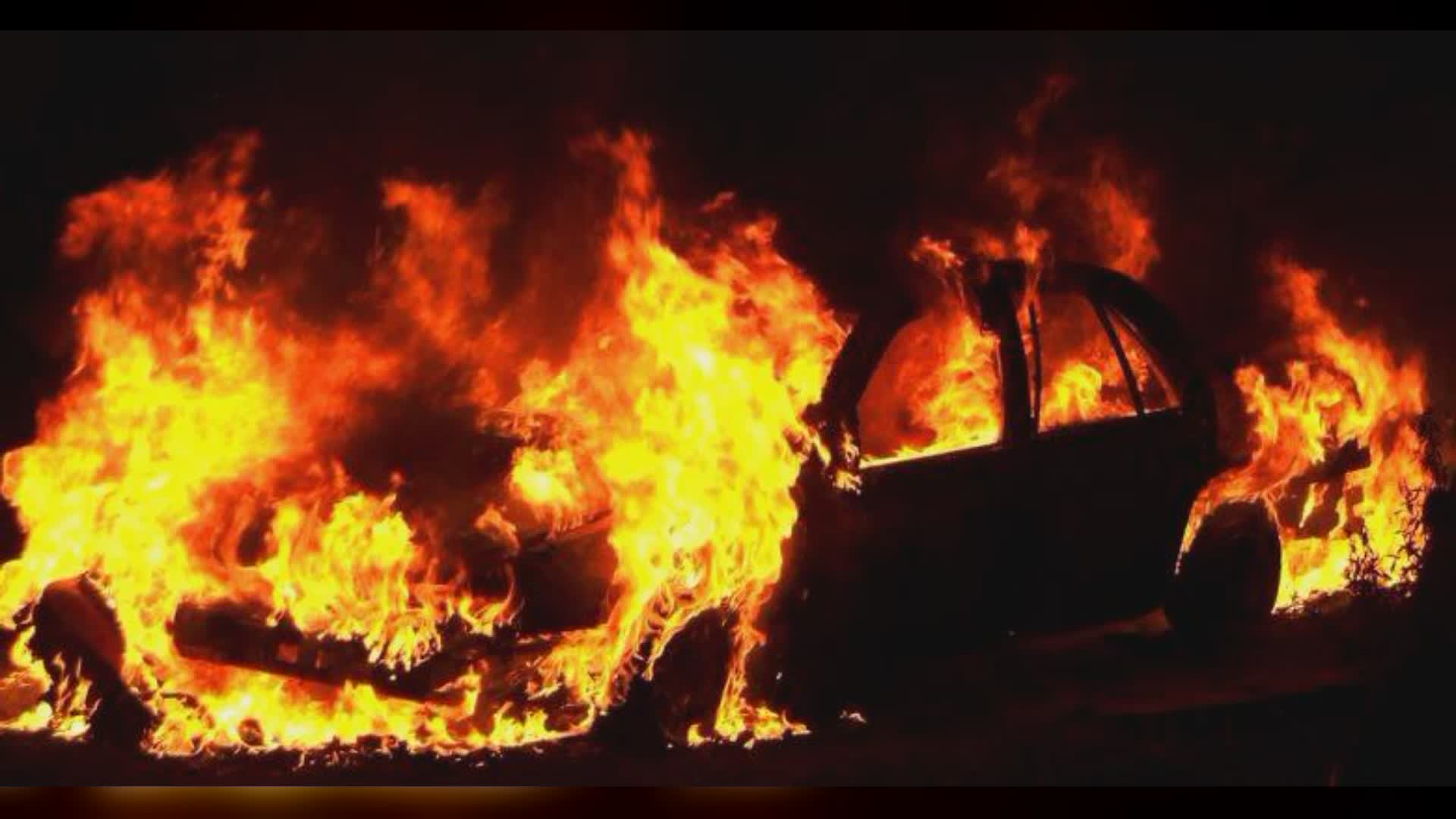 Vado Ligure, donna morta dopo un incendio in auto: indagini in corso per capire la dinamica