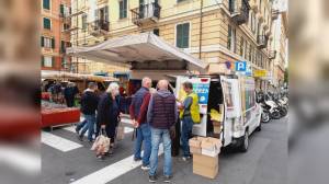Genova, Amiu: il Camioncino Green riparte il 7 maggio