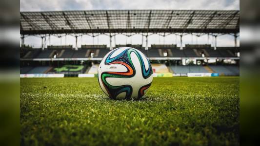 Calcio, gli arbitri di Genoa, Sampdoria e Spezia nel prossimo turno