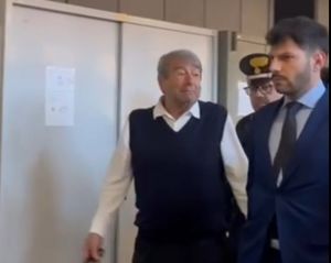Toti ai domiciliari, Spinelli: "Gli avvocati mi hanno lasciato solo", salta interrogatorio di garanzia per mancata convocazione dei legali