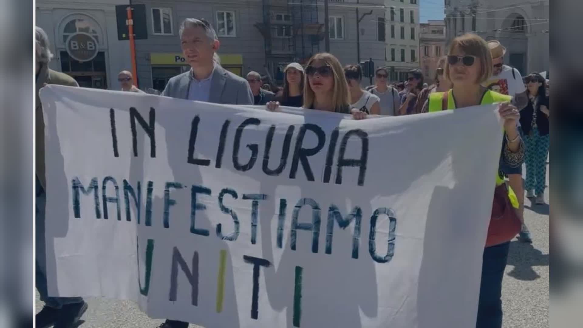 Liguria, corruzione, Lista Toti: "Conte capofila degli sciacalli, a Genova per urlare sua sentenza già scritta"