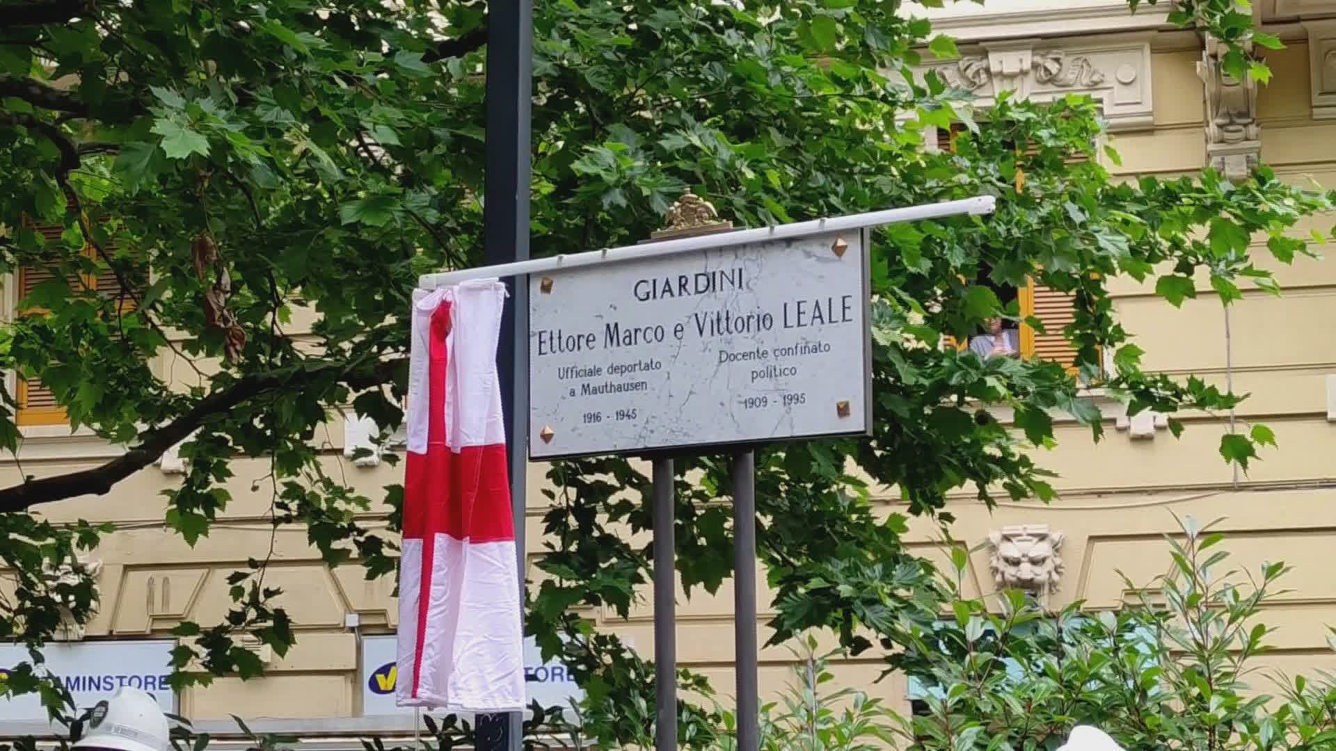Genova, targa commemorativa in piazza Savonarola in ricordo dei fratelli Vittorio ed Ettore Leale