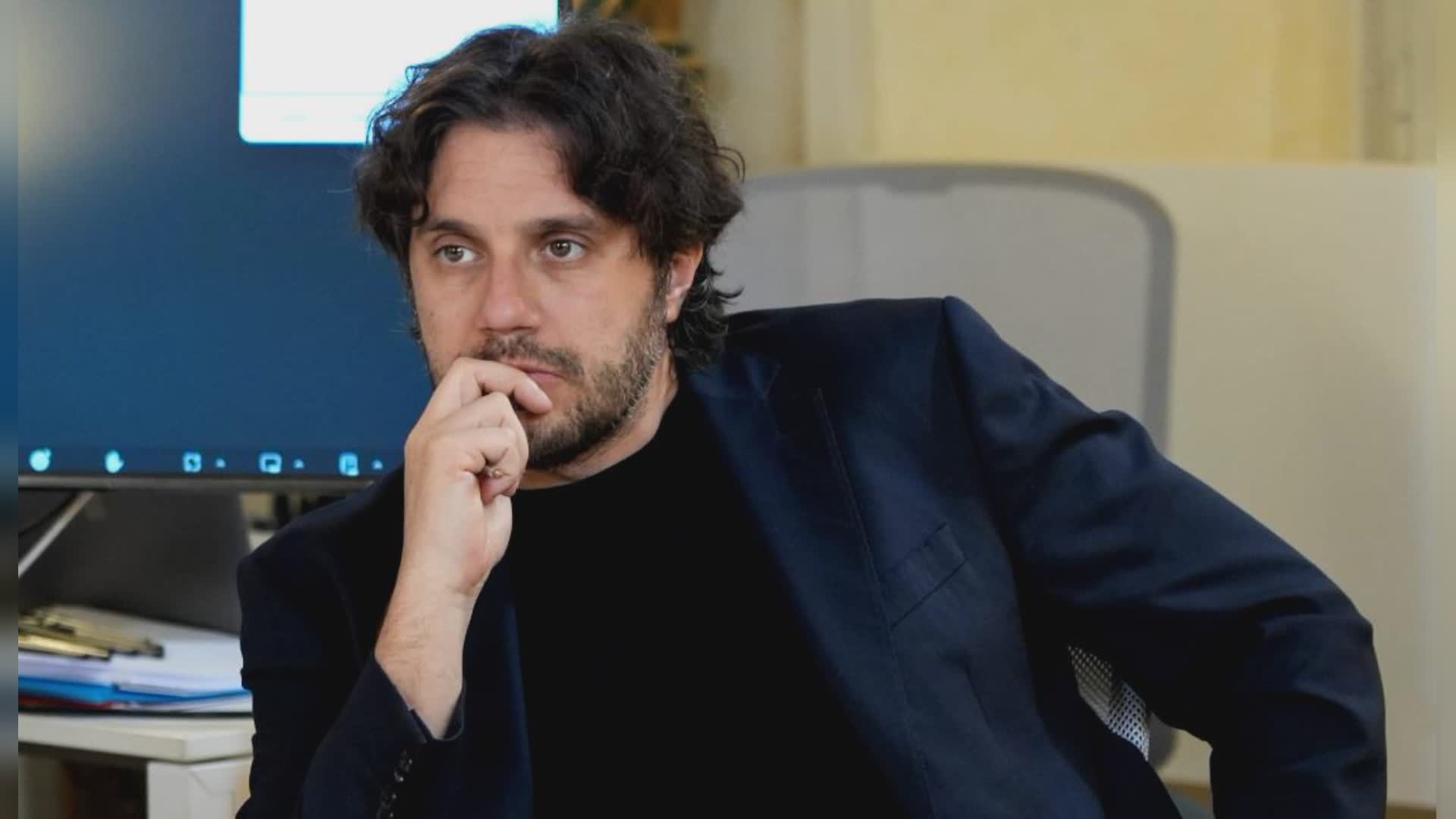 Caso Toti, Silvestri (M5S): "Su quello yacht tutti tranne noi Cinque Stelle"