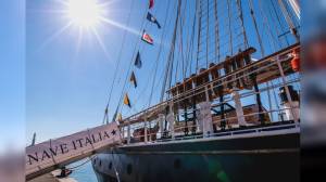 Genova, visita libera a bordo del brigantino a vela Nave Italia