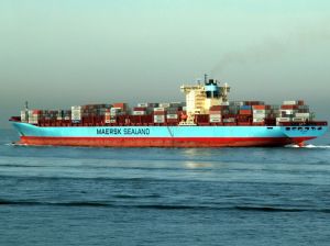 Göteborg: prima nave portacontainer al mondo a metanolo ora in servizio settimanale per il porto