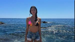 Genova, Belen Rodriguez al mare a Nervi: la foto in costume su Instagram