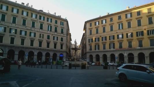 Genova: verso la Ztl in Piazza Colombo, commercianti chiedono prima nuovi parcheggi