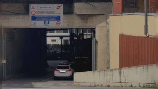 Caso Toti, Genova: presidente interrogato da stamattina in caserma GdF a Molo Giano. Avvocato Savi: "Risponde a tutte le 180 domande"