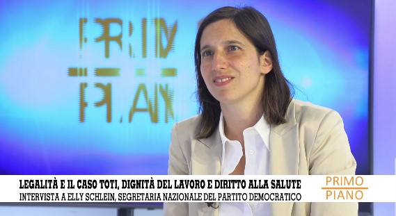 Soldi per non abortire, Schlein a Telenord: "Inaccettabile che una donna premier permetta agli attivisti pro-vita pressioni violente nei consultori"