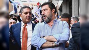 Caso Toti, Salvini: "Al presidente l'abbraccio di piazza Duomo, torni prima possibile a governare"