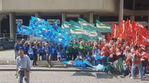 Genova, presidio lavoratori della ristorazione sotto Confindustria