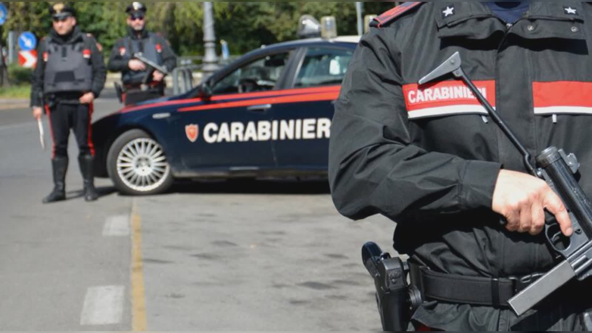 Rapallo, arrestato maresciallo dell'Esercito: in casa un arsenale non denunciato