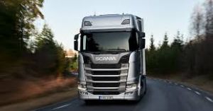 Scania festeggia i suoi 50 anni in Italia. Ad oggi annovera oltre 100.000 autocarri venduti
