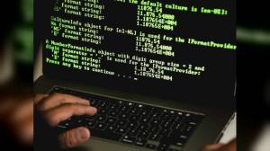Genova, denunciati due complici della hacker russa arrestata a novembre: avrebbero riciclato soldi rubati