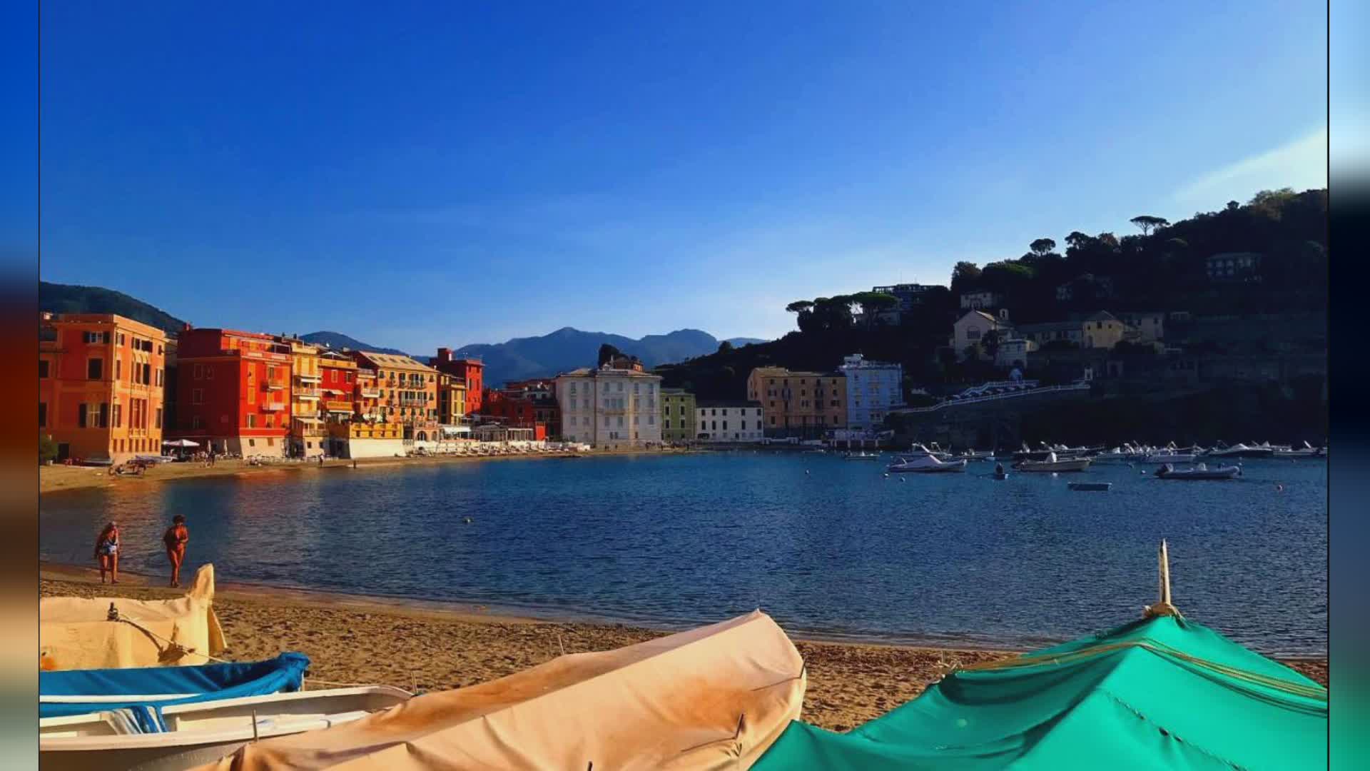 Sestri Levante: maretta in Comune sul caso dei tavolini nella Baia del Silenzio