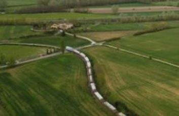 Trasporto integrato e sostenibile in collaborazione tra gruppo Baraclit, Polo Logistica FS e Grendi