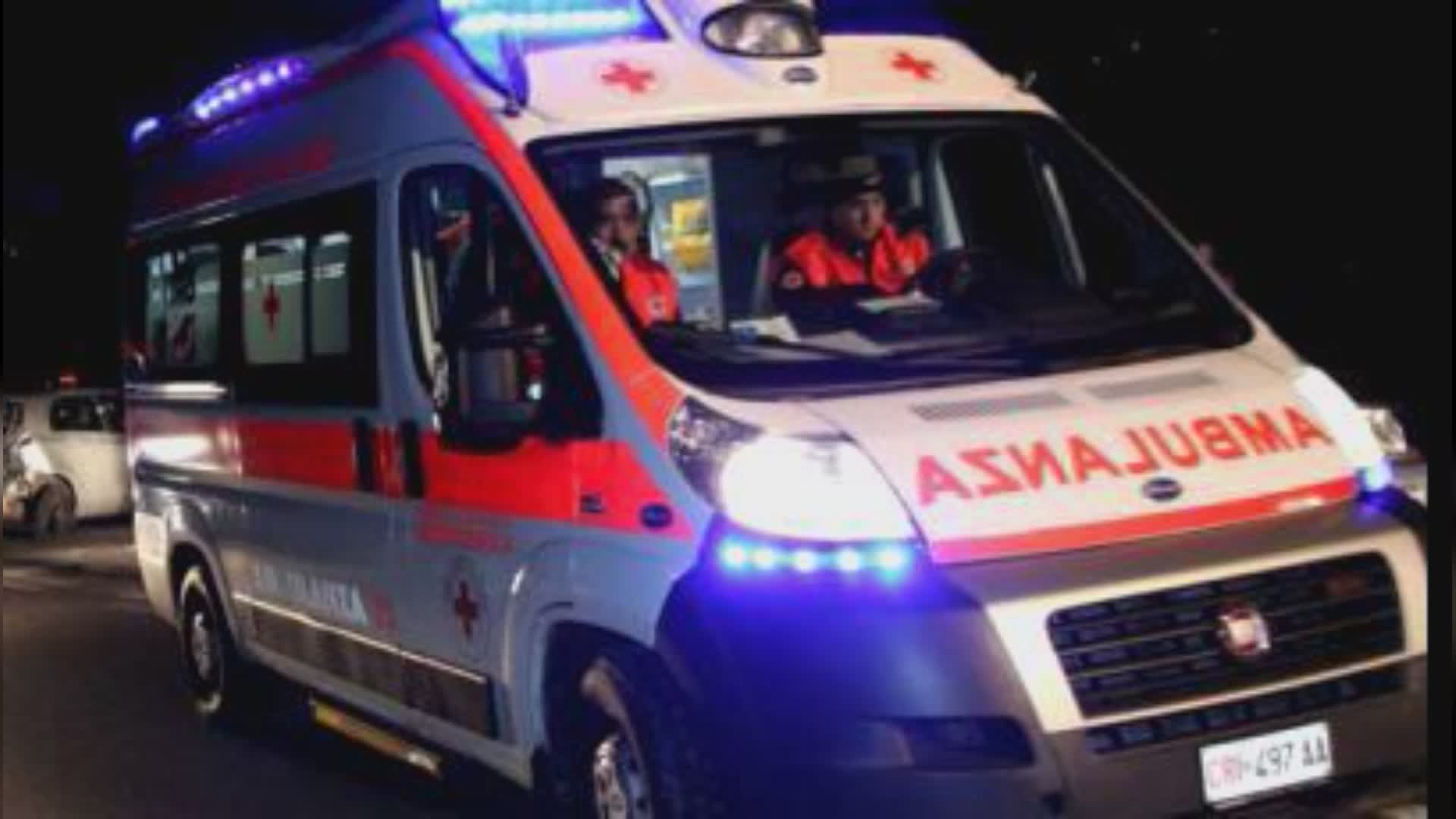 Genova, investite da un'auto nella notte a Pegli: due donne in ospedale