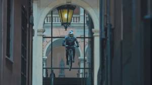 Genova, ciclismo estremo: Cerro Abajo 2024, spettacolare clip di presentazione tra le creuze e i vicoli (VIDEO)