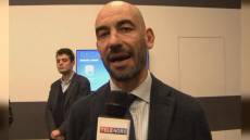 Covid, stop obbligo mascherine nei reparti con fragili, Bassetti: "Segno del ritorno alla normalità"