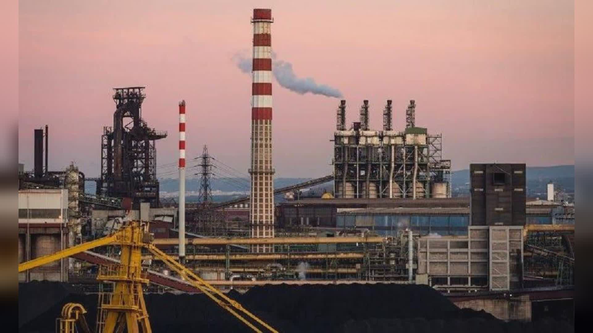 Ex Ilva, sindacati compatti: "No alla cassa integrazione senza investimenti e piano industriale"