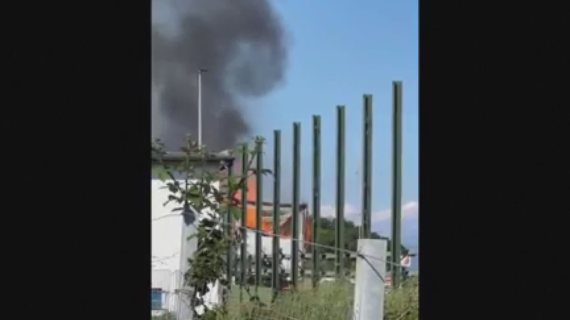 Autostrade, camion prende fuoco in A10: code fino a 6 km tra Voltri e Varazze verso Savona