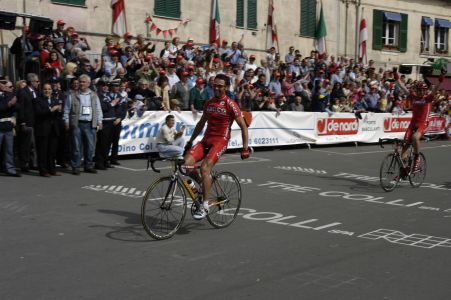 Giro dell'Appennino in diretta su Telenord, Gilberto Simoni: "Quando Chiappucci mi superò in discesa giù dai Giovi..."