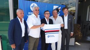 Sampdoria in viaggio, si parte dalla maglia: accordo triennale con un nuovo sponsor