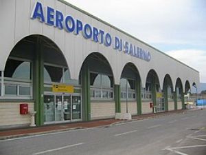 “Salerno Decolla”. Con i primi voli dall’Aeroporto Costa D’Amalfi nasce il sistema aeroportuale campano