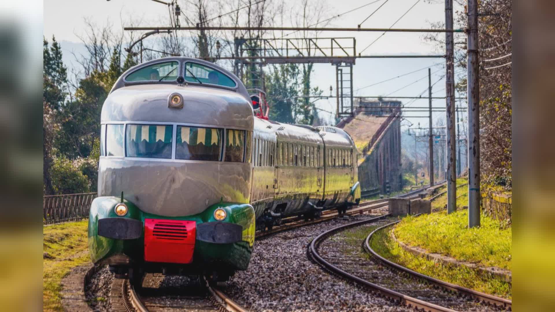 Genova, arriva il treno Arlecchino da Milano a Genova: un viaggio nella storia con visita al MEI