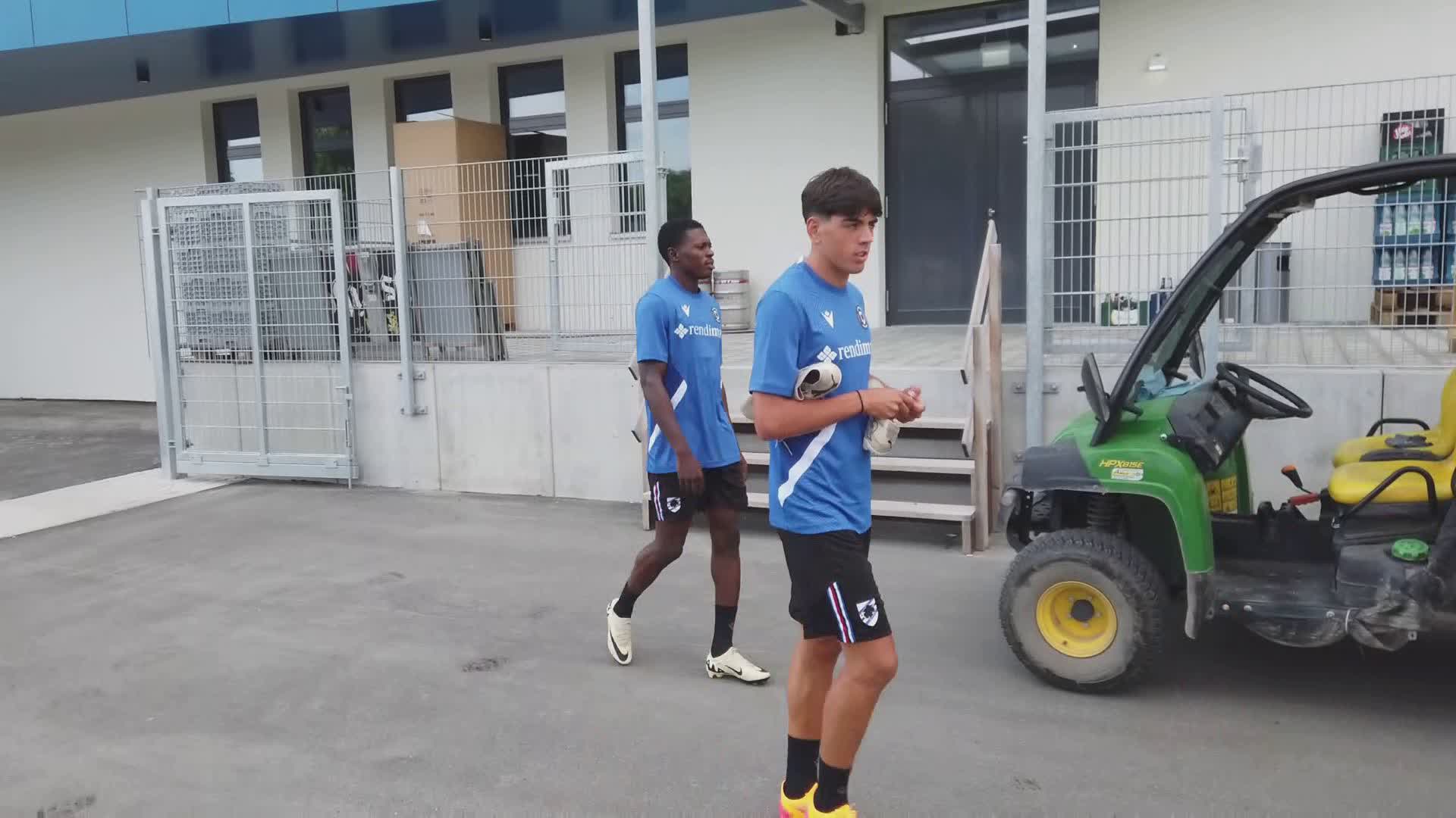 Sampdoria, primo allenamento a Jena per Akinsanmiro: ecco le immagini